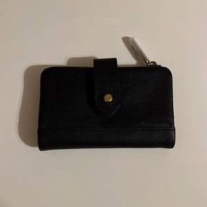 NWT Black Fossil Wallet